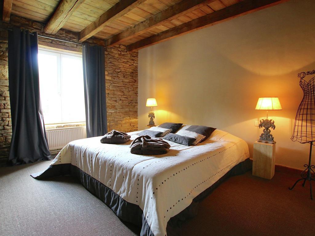 Unique Holiday Home In Virton With Jacuzzi Latour Luaran gambar