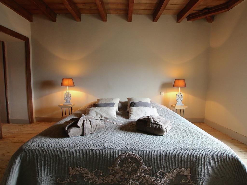 Unique Holiday Home In Virton With Jacuzzi Latour Luaran gambar