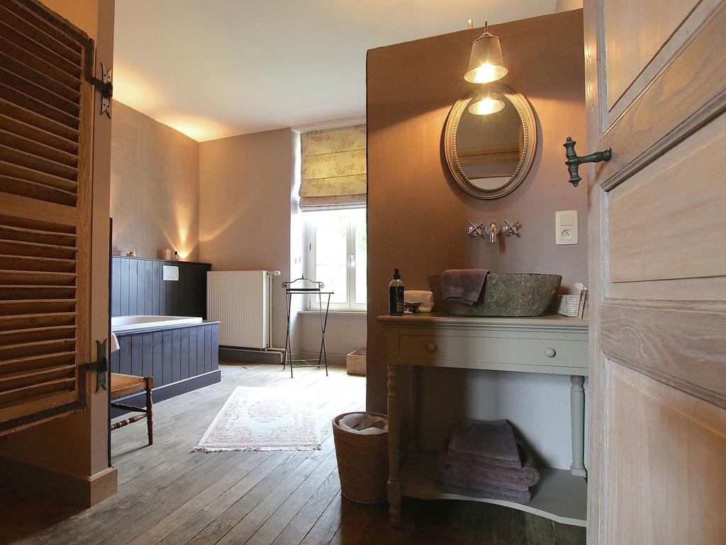Unique Holiday Home In Virton With Jacuzzi Latour Luaran gambar