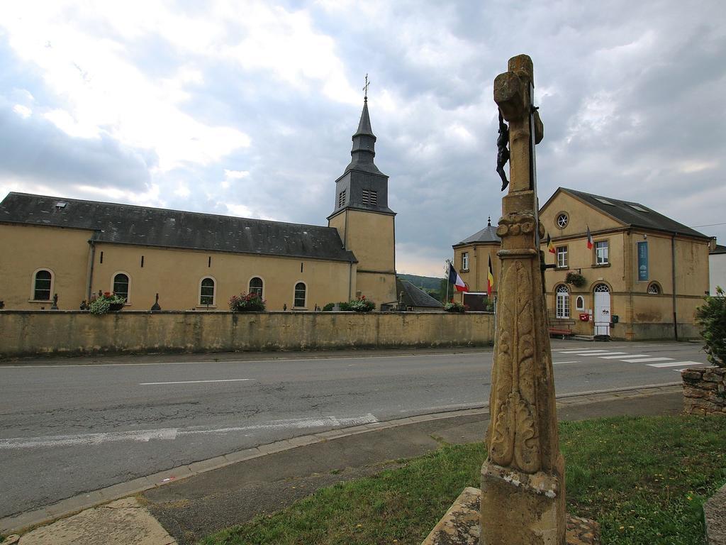 Unique Holiday Home In Virton With Jacuzzi Latour Luaran gambar