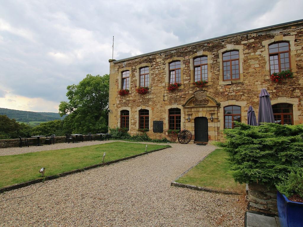 Unique Holiday Home In Virton With Jacuzzi Latour Luaran gambar